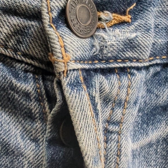 Free People Embroidered Rose Lace Shredded Cut Off Denim Juno Jean Shorts Sz 27 - Picture 9 of 11